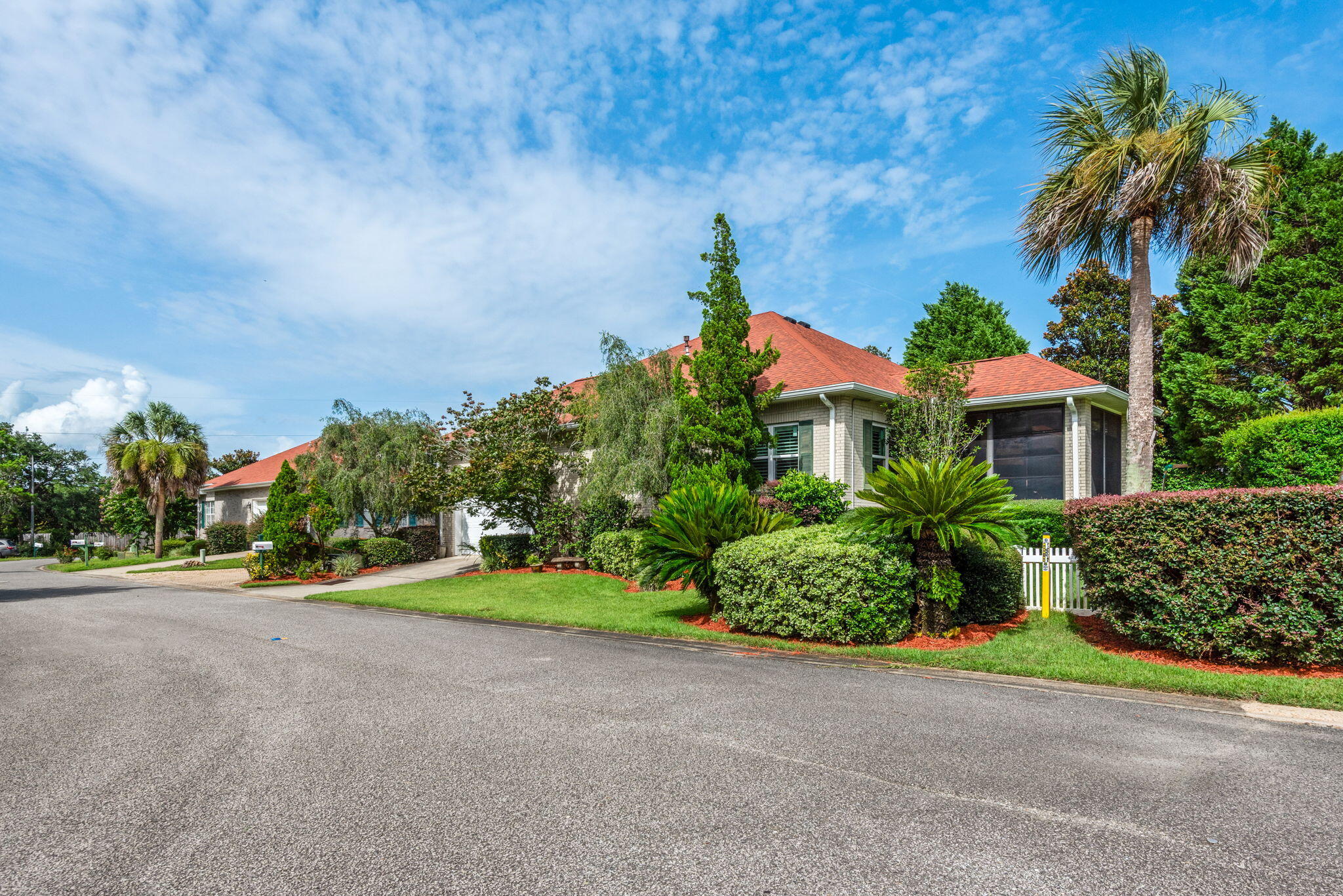 4350 Rhodes Cove