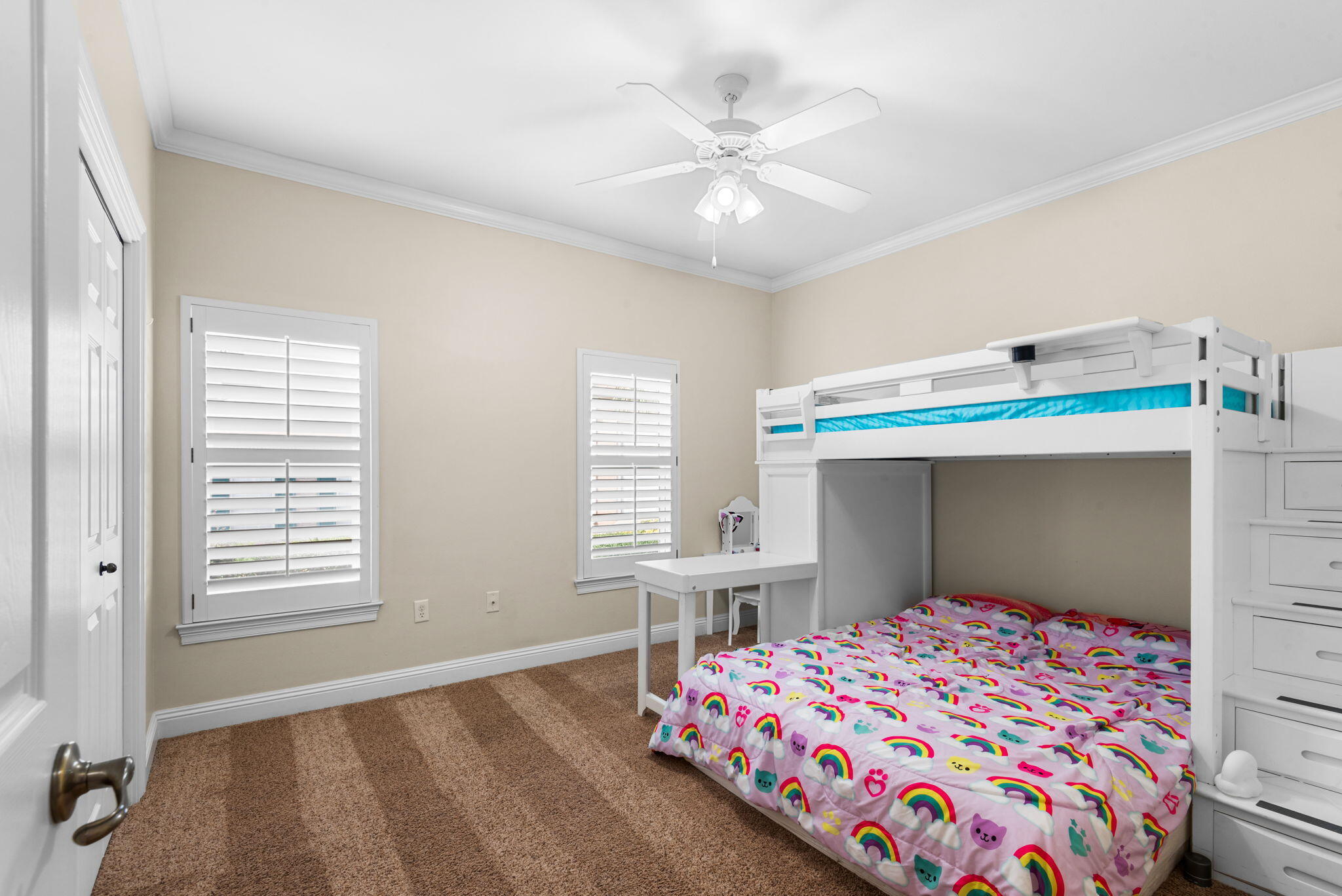 4350 Rhodes Cove