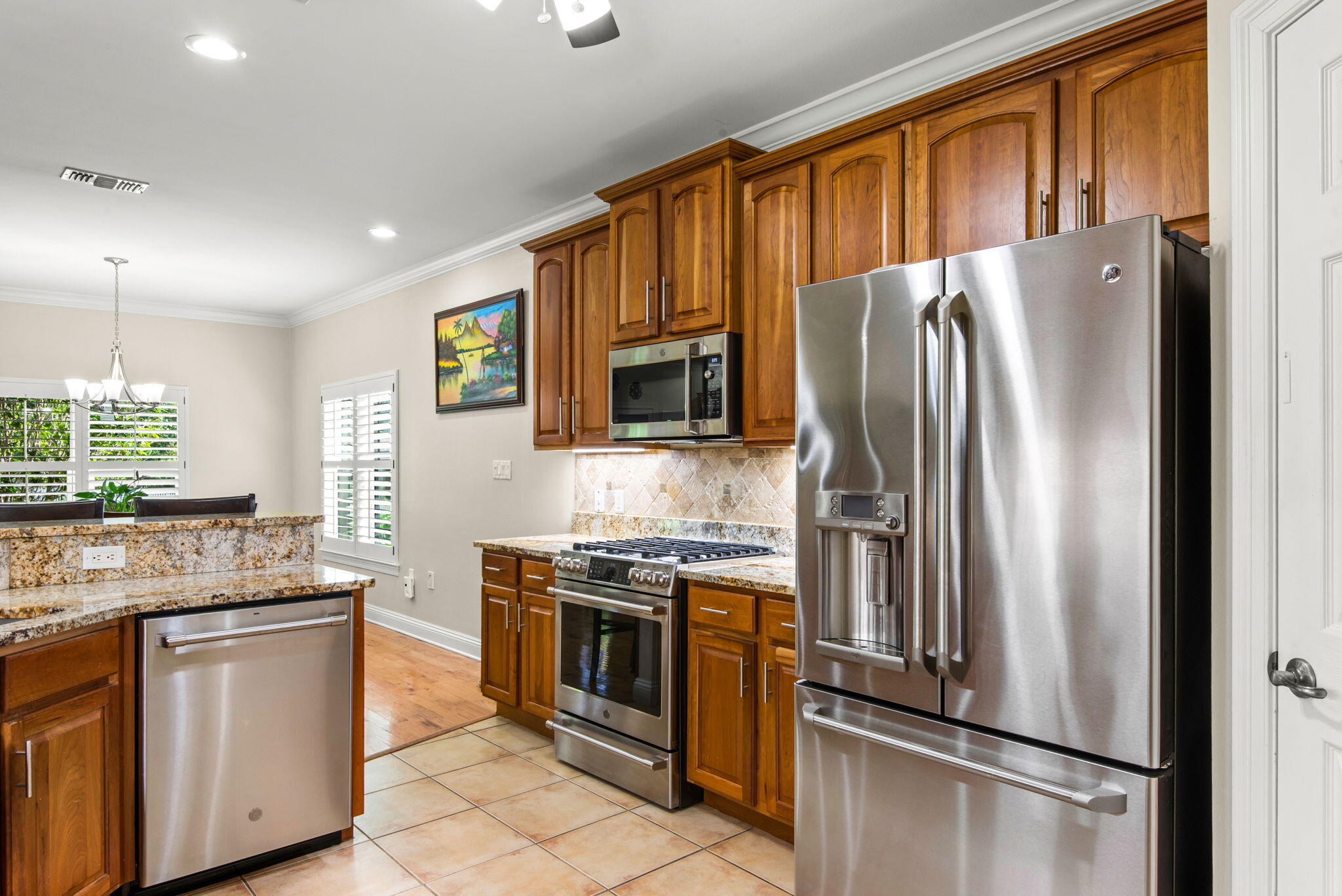 4350 Rhodes Cove