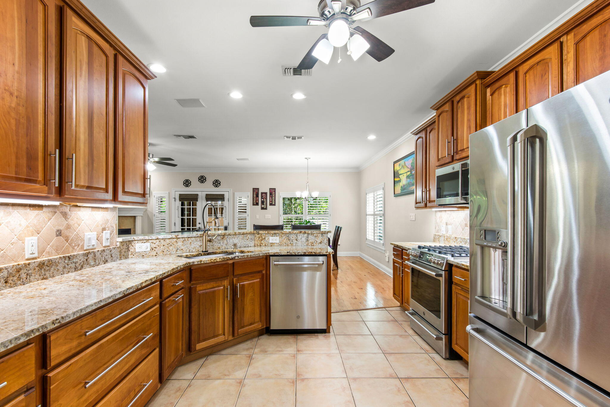 4350 Rhodes Cove