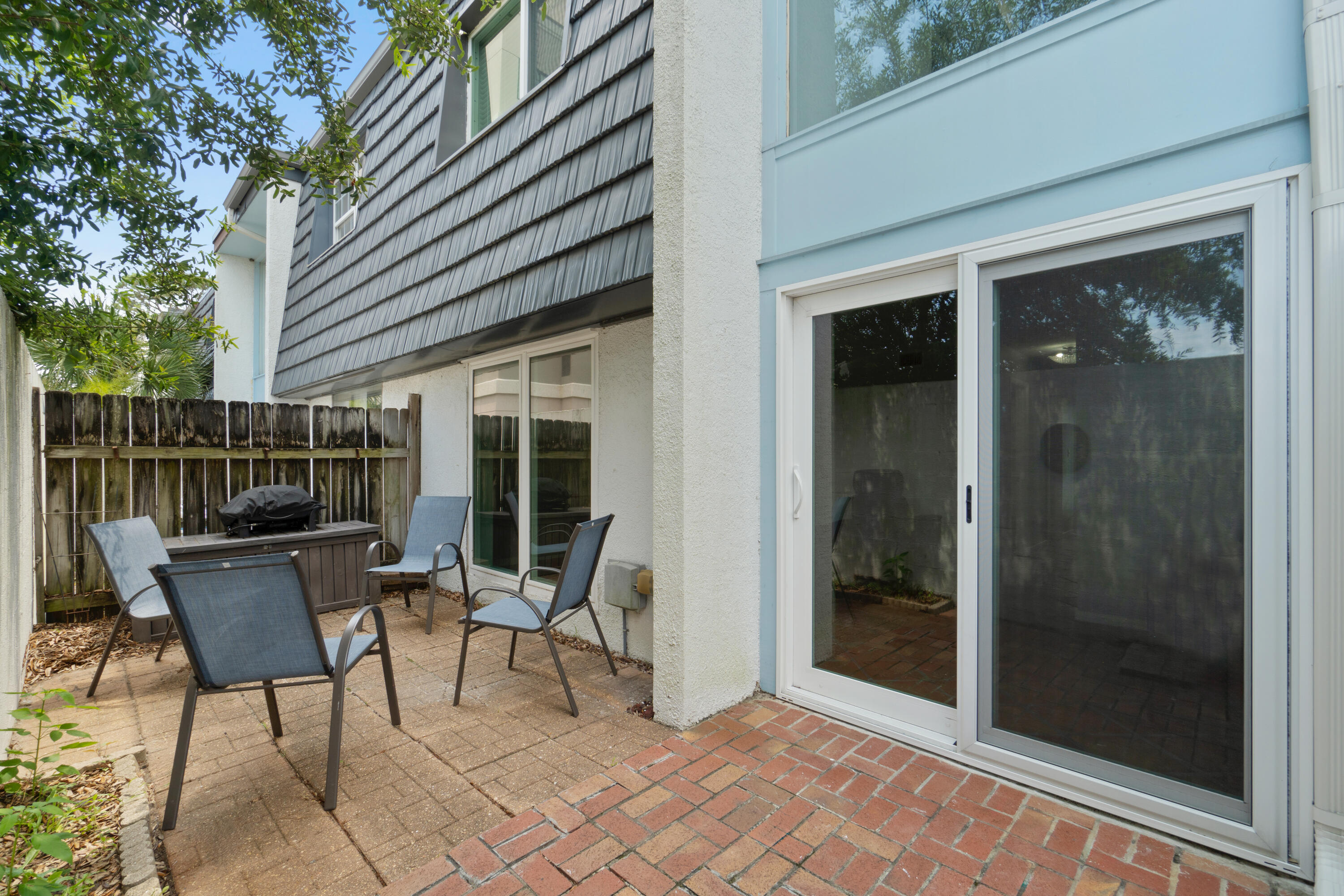 4 SW Miracle Strip Parkway, 23