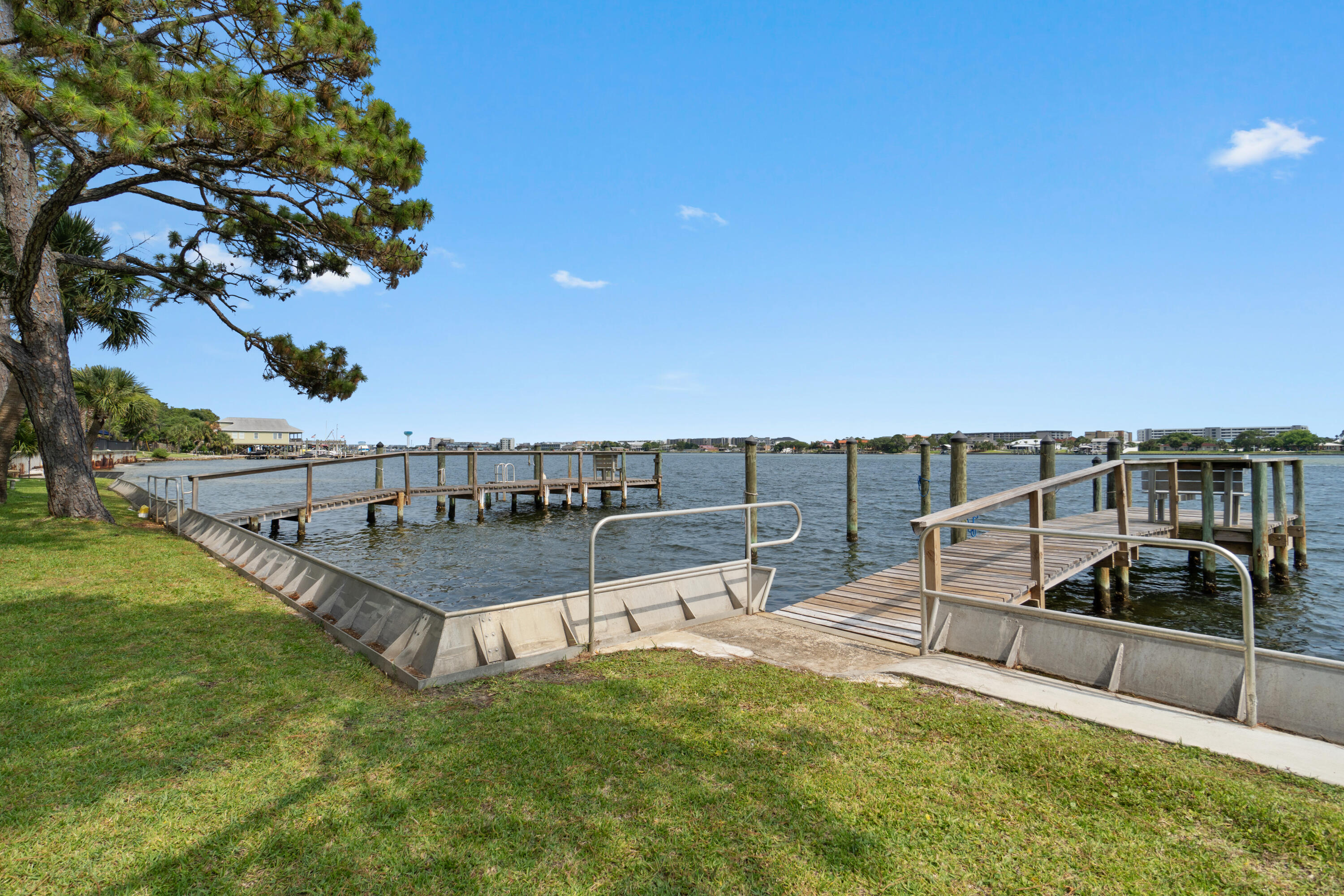 4 SW Miracle Strip Parkway, 23
