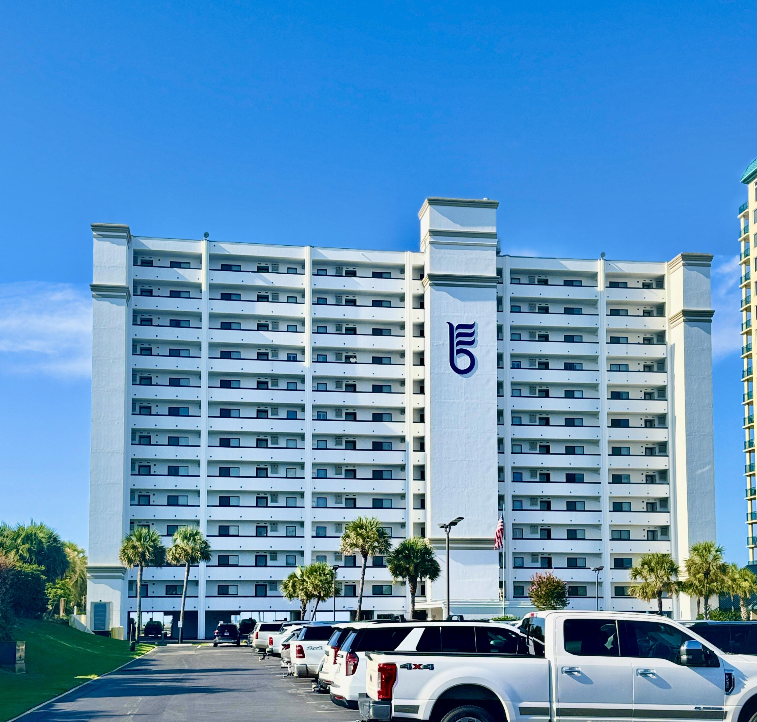 1010 Highway 98, 605
