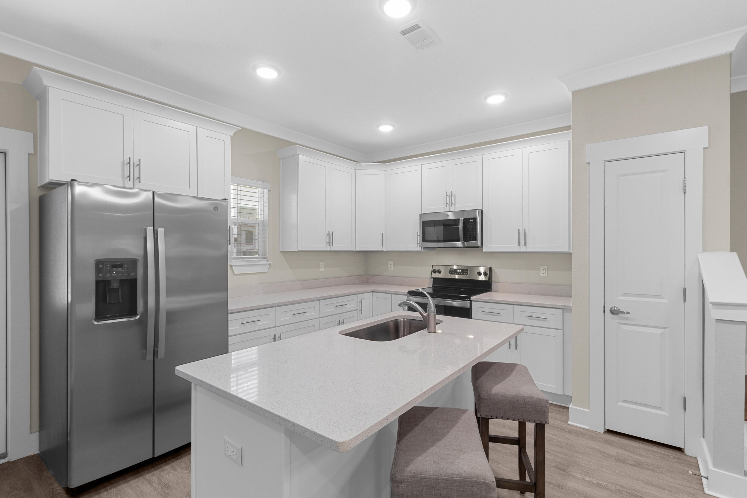 280 Date Palm Lane