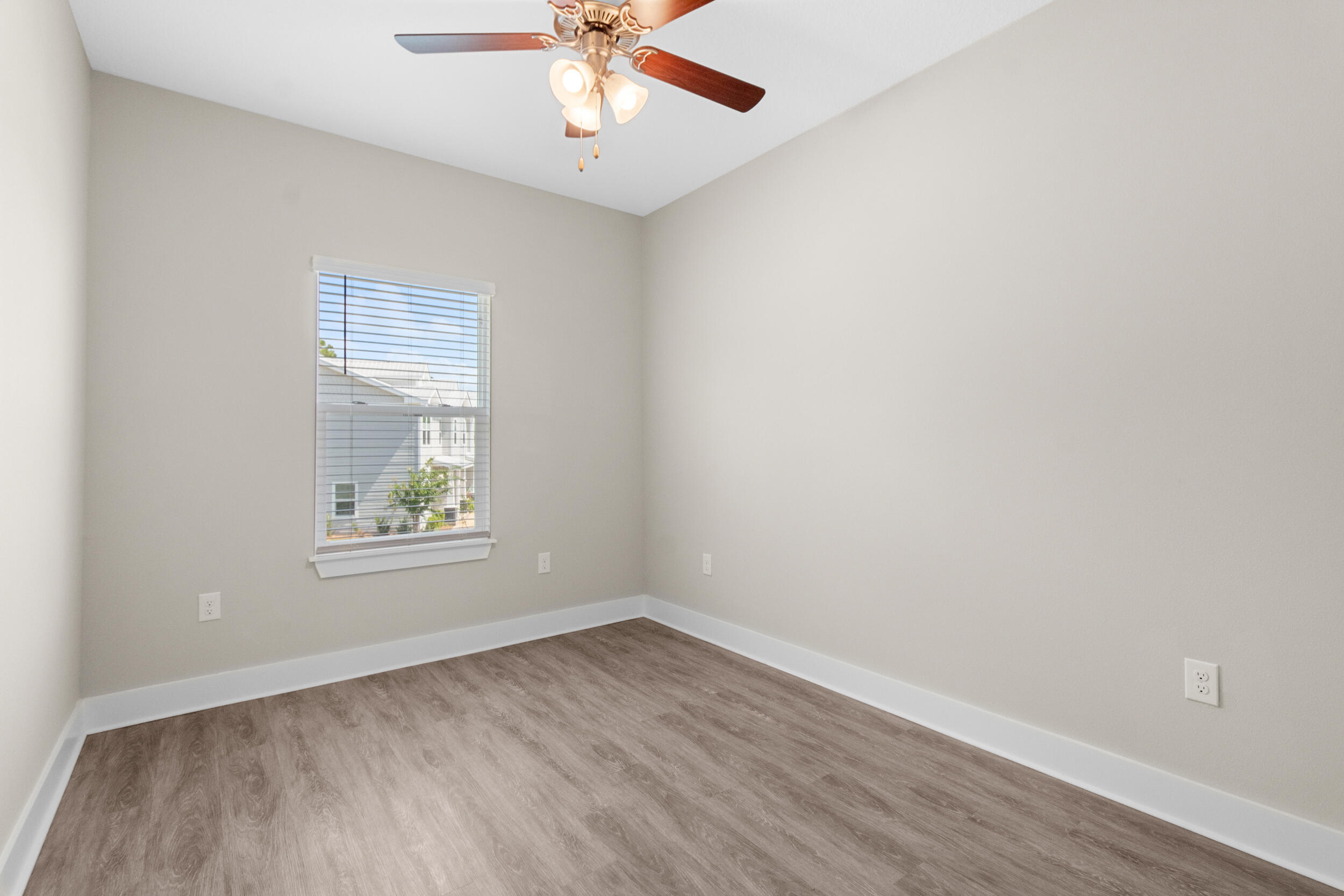 280 Date Palm Lane