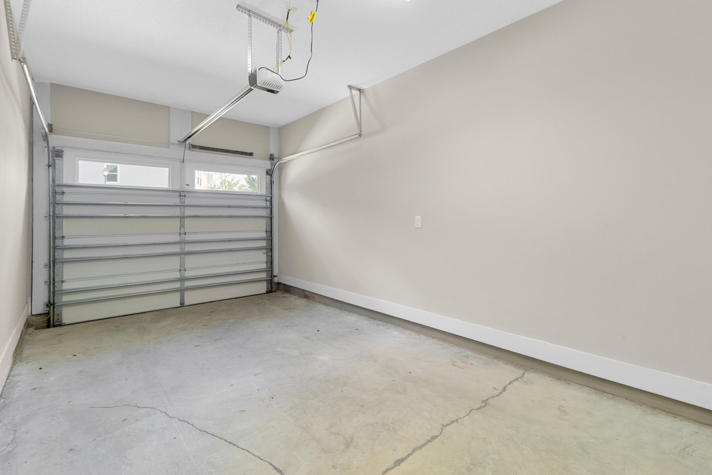 280 Date Palm Lane