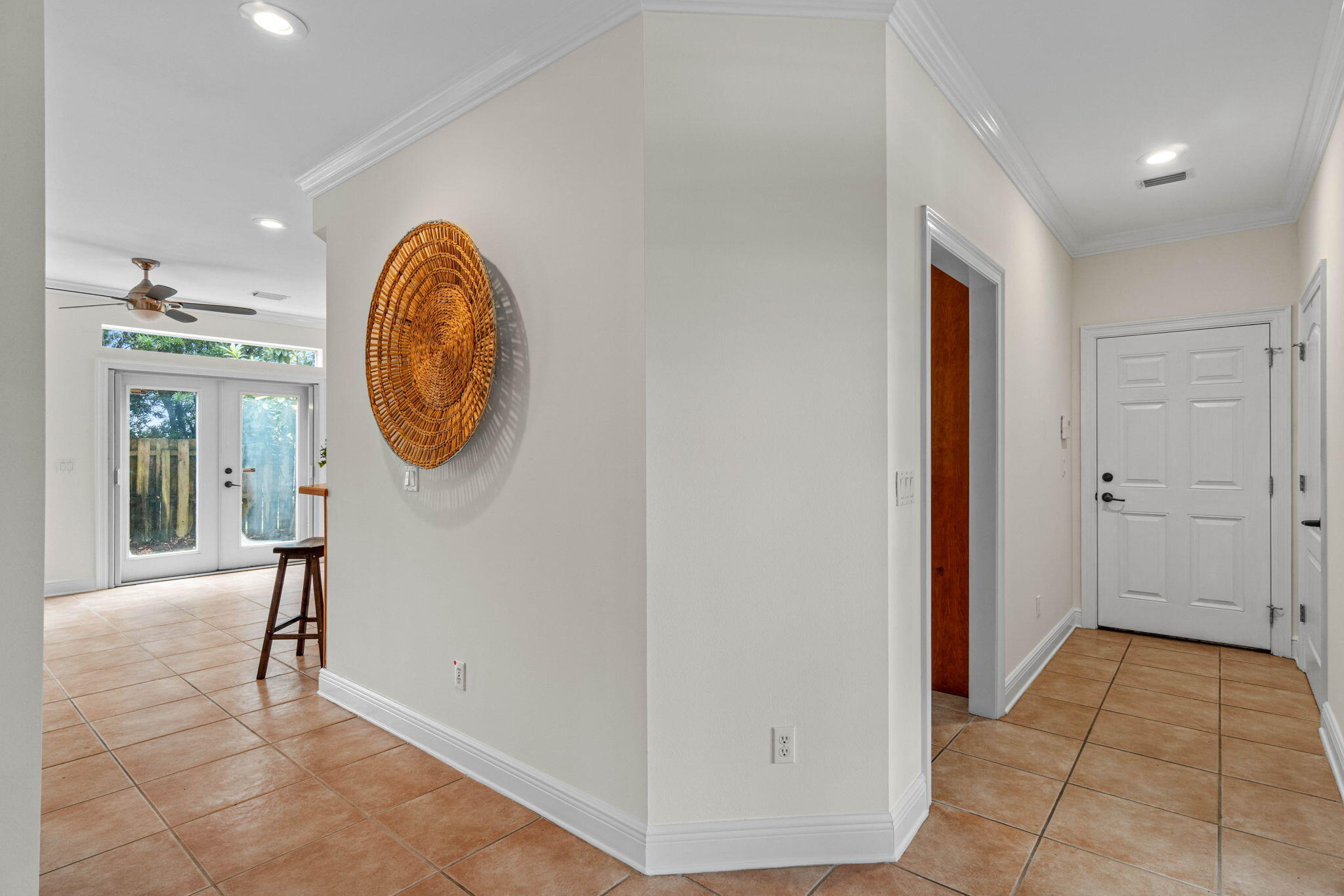 60 Sagris Cove