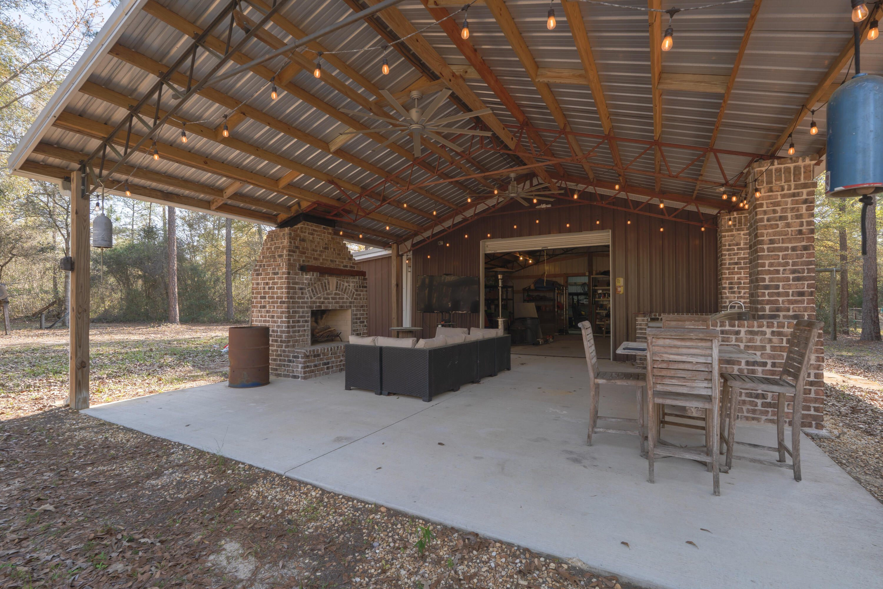 1482 N Planters Drive