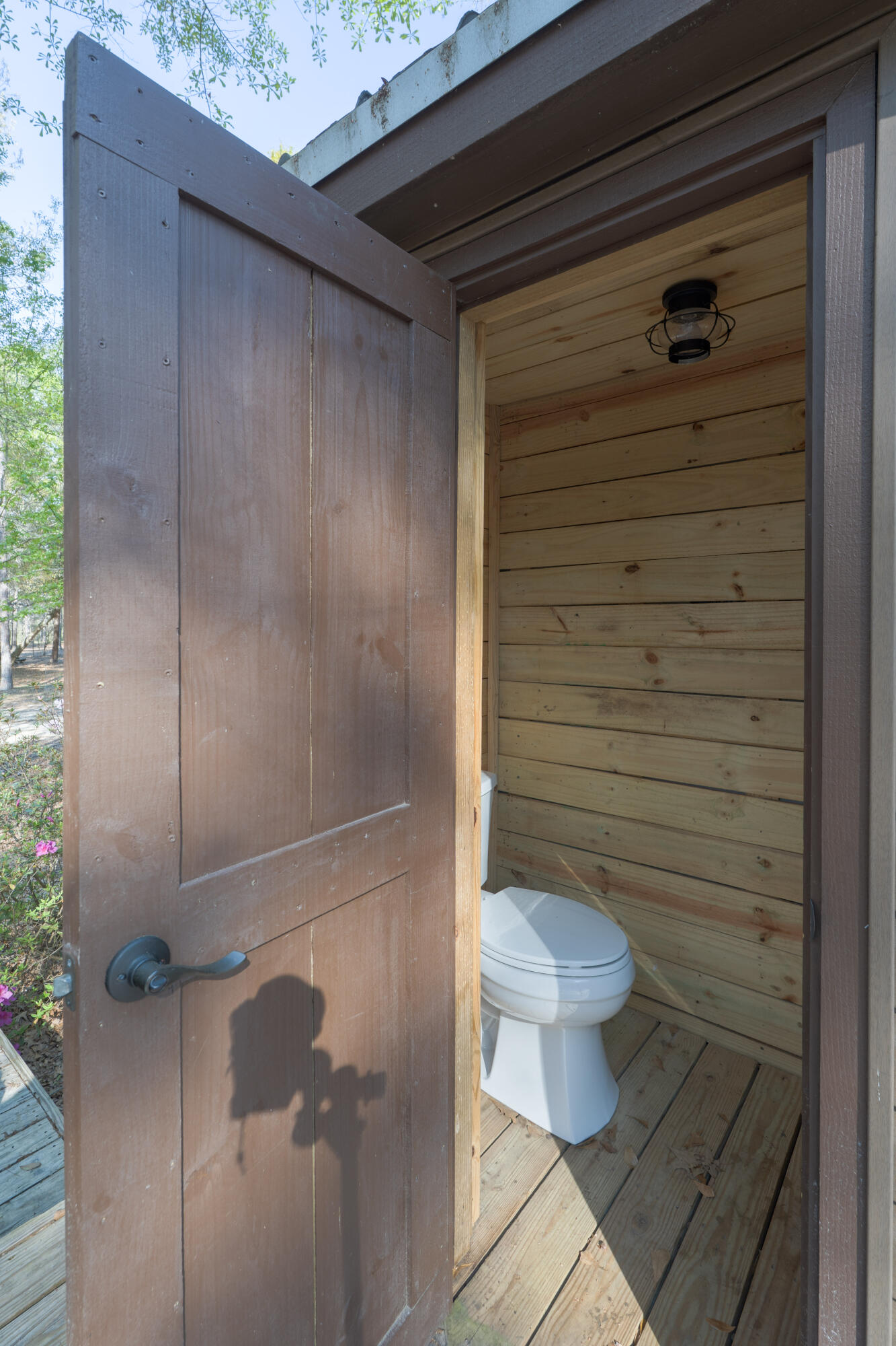 1482 N Planters Drive