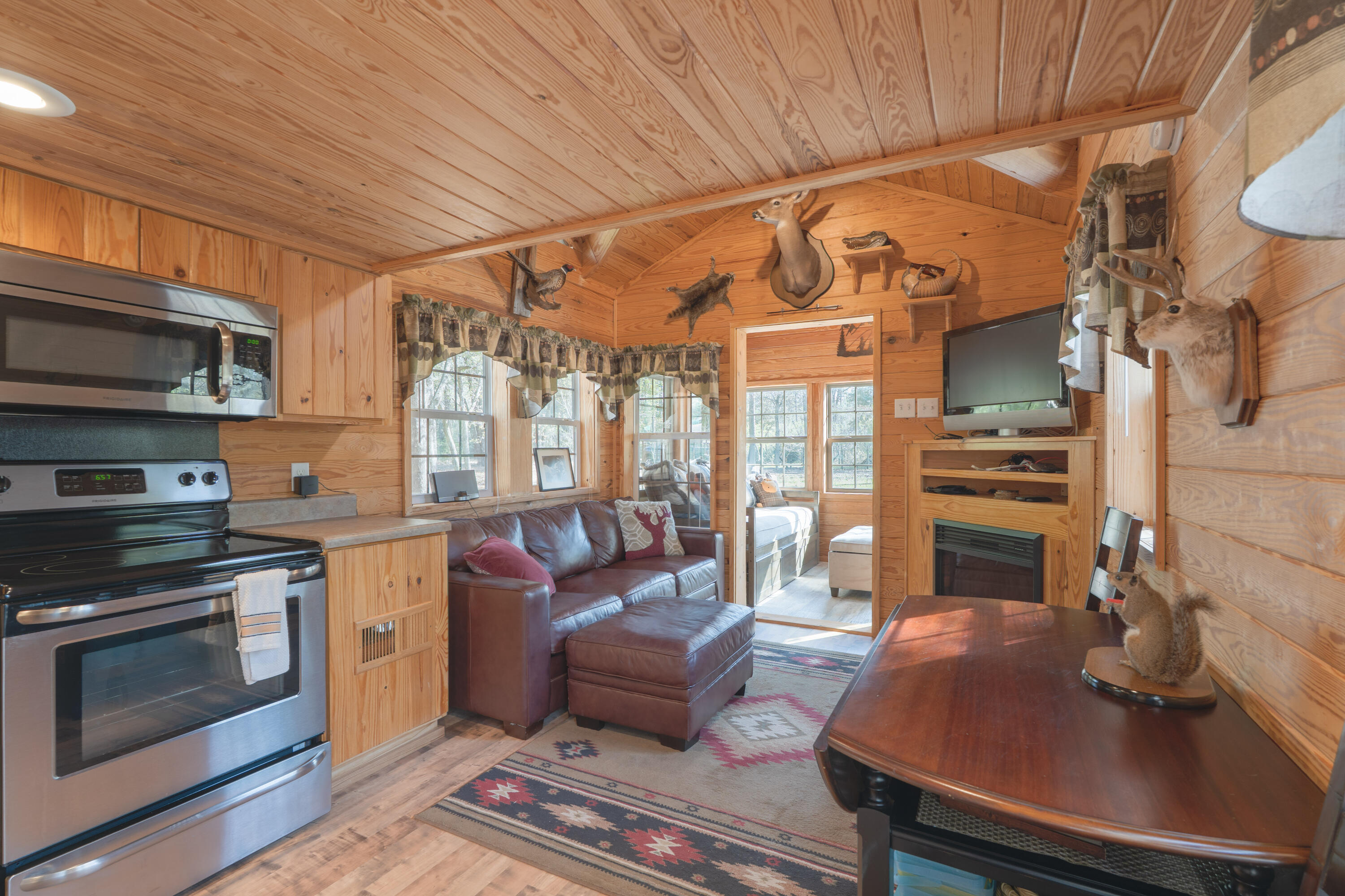 1482 N Planters Drive