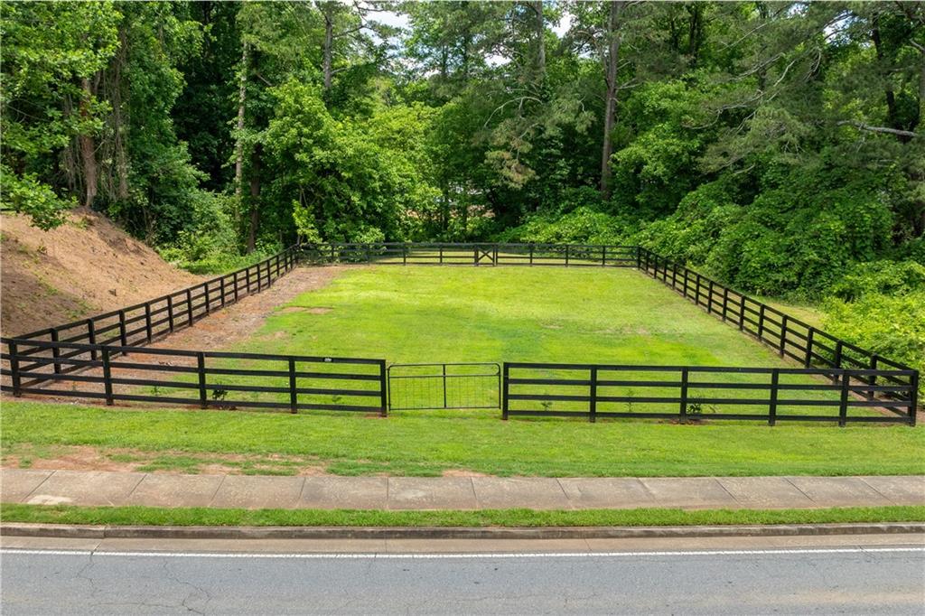 270 #2 Cumming Street