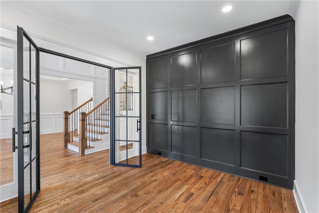 270 #2 Cumming Street