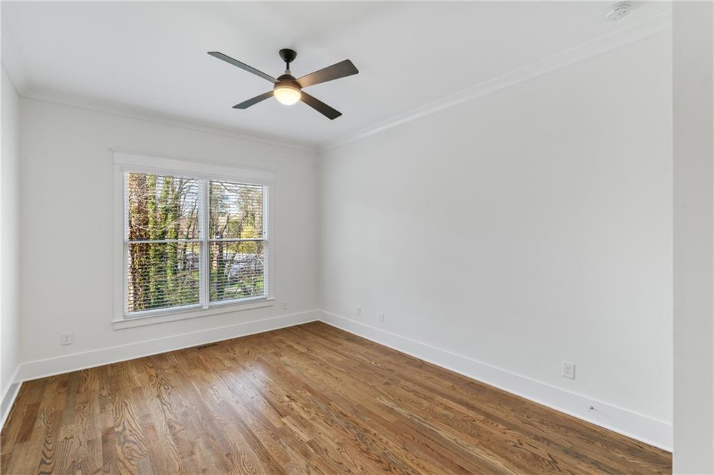 270 #2 Cumming Street