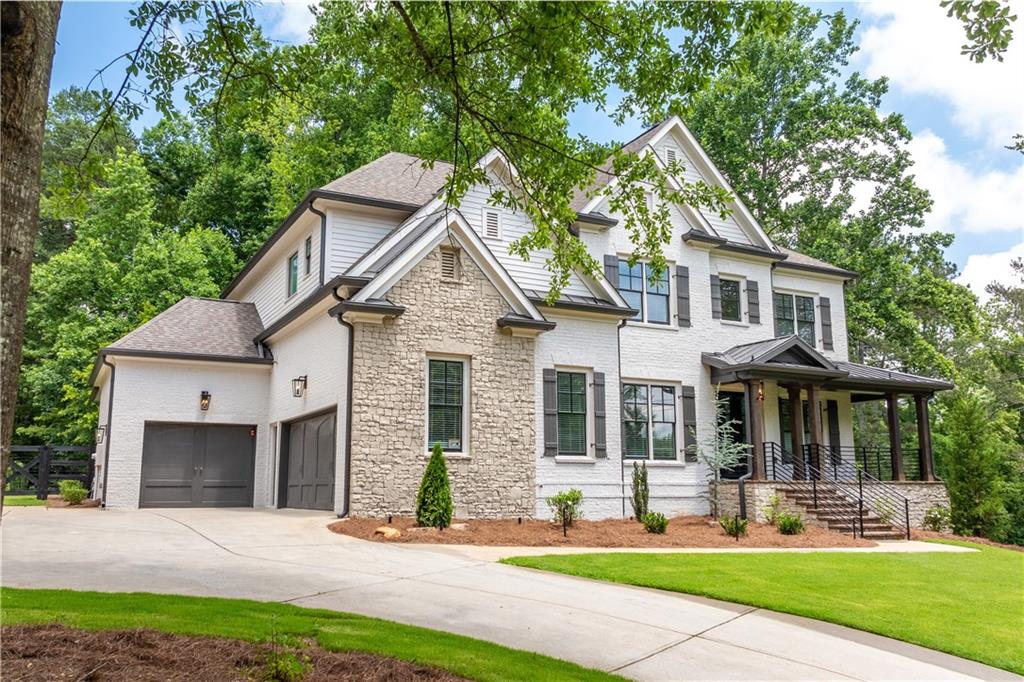 270 #2 Cumming Street