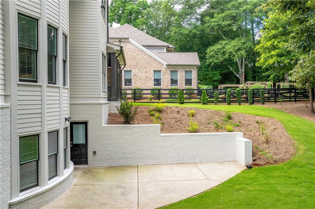 270 #2 Cumming Street