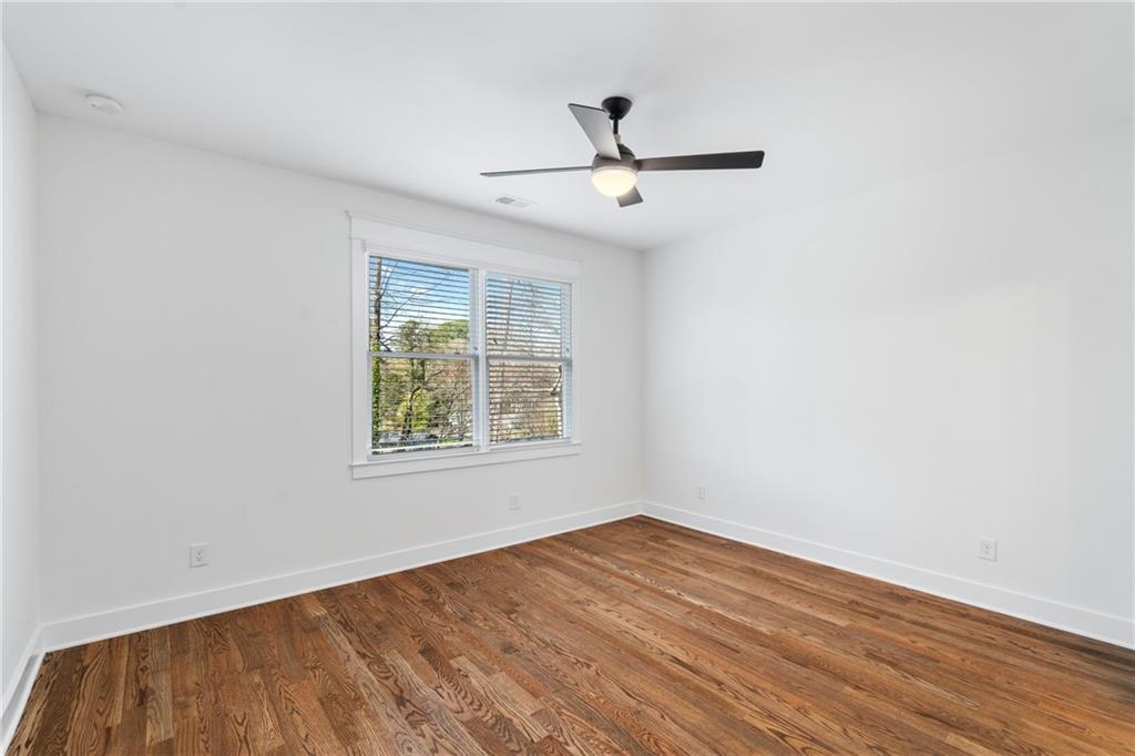 270 #2 Cumming Street