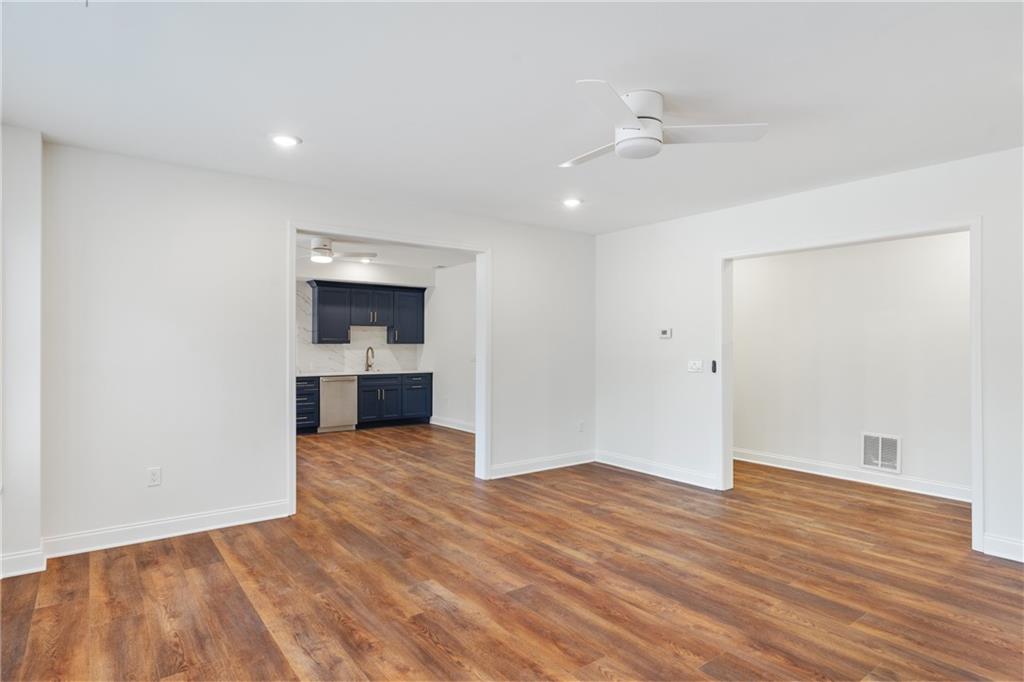 270 #2 Cumming Street