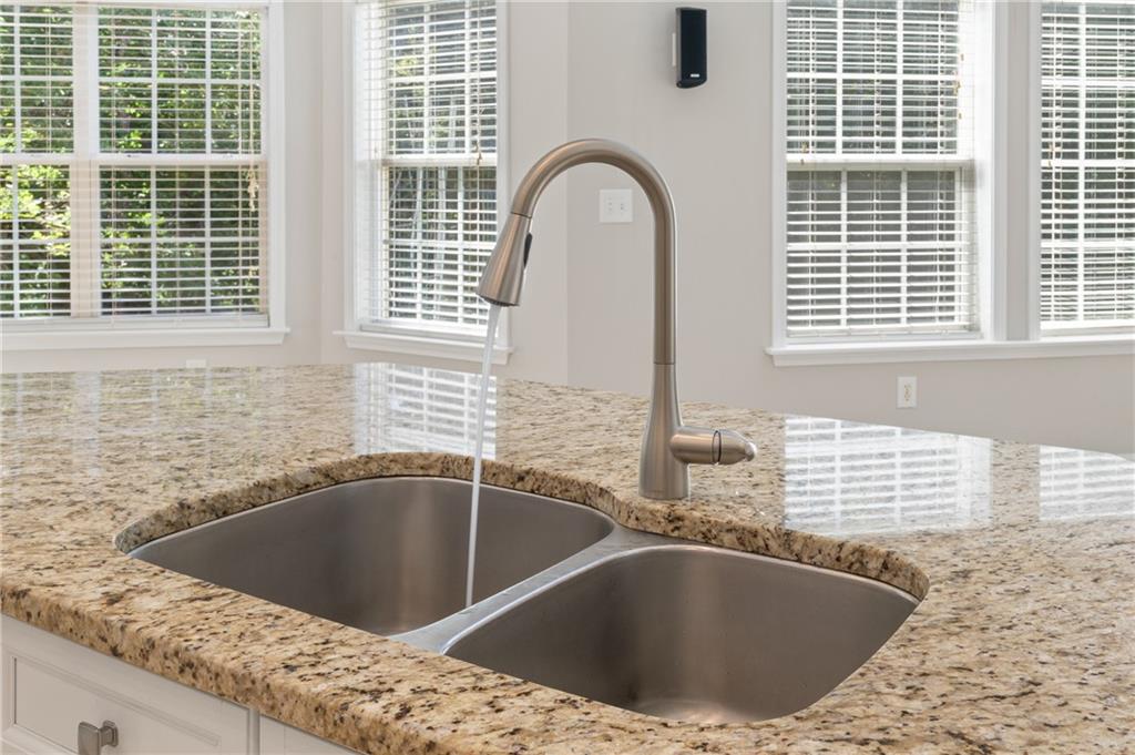 4865 Cheltenham Place