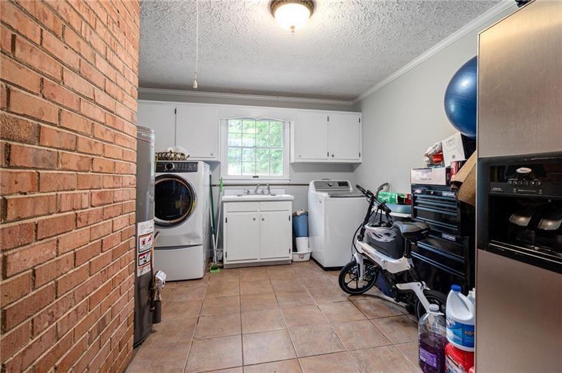 3275 BOB COX Road NW