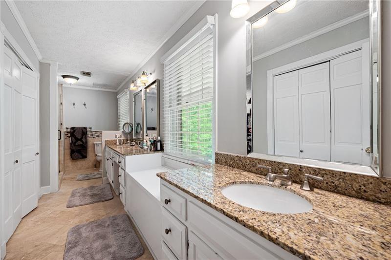 3275 BOB COX Road NW