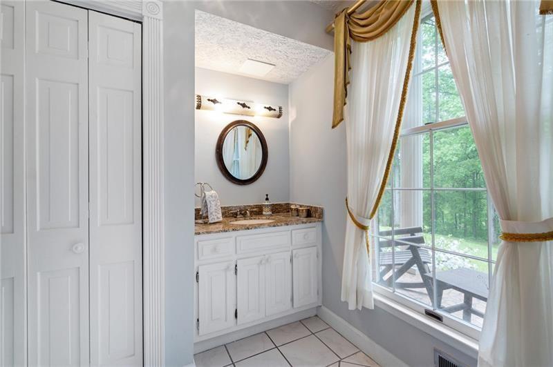 3275 BOB COX Road NW