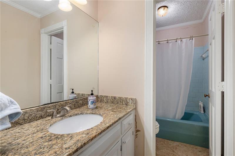 3275 BOB COX Road NW