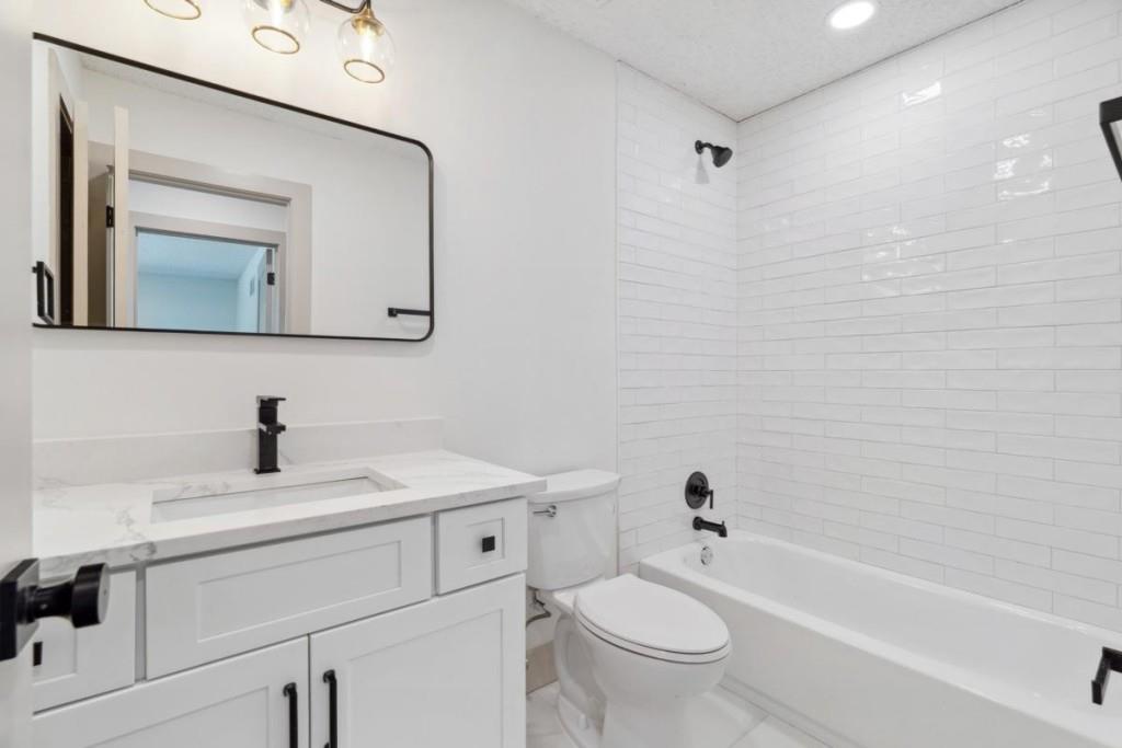 2934 Wendover Street