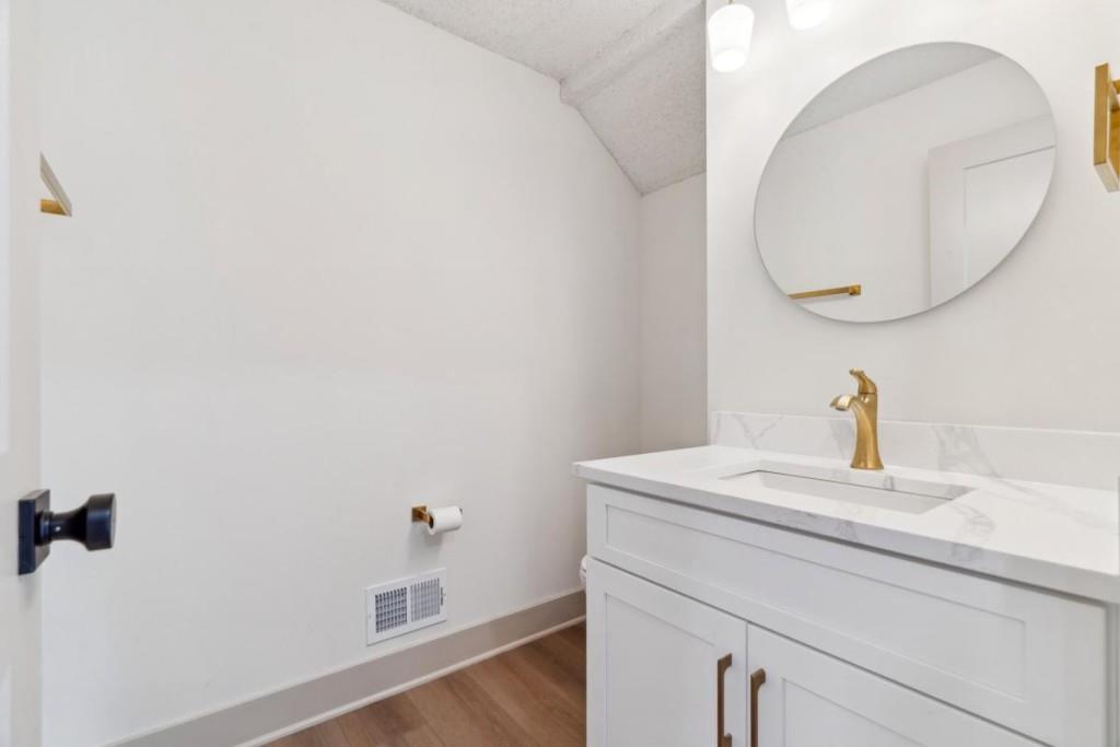 2934 Wendover Street