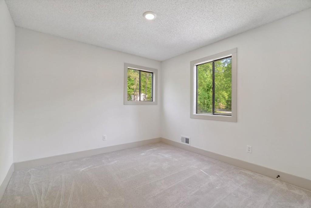 2934 Wendover Street