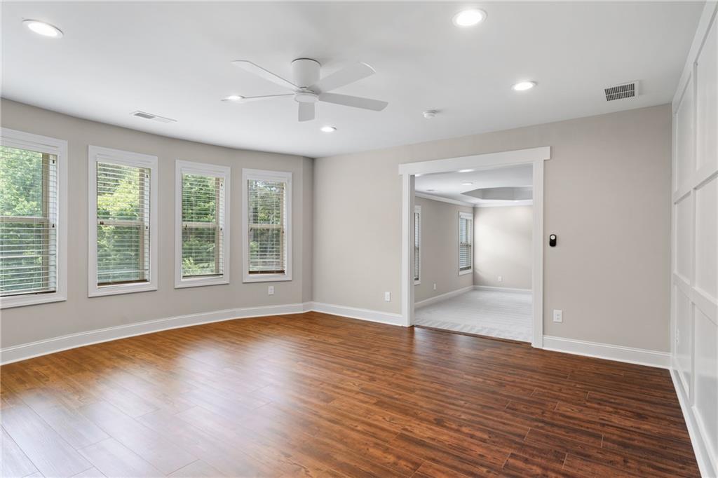 309 Peninsula Point