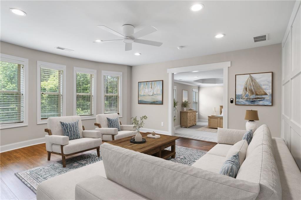 309 Peninsula Point