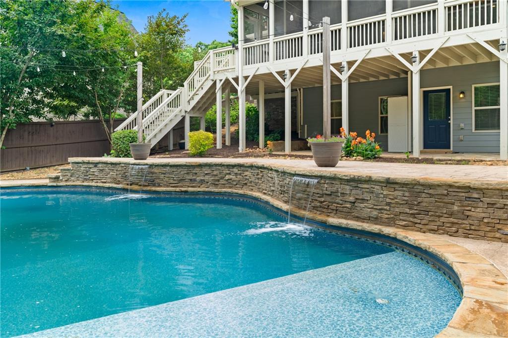 309 Peninsula Point