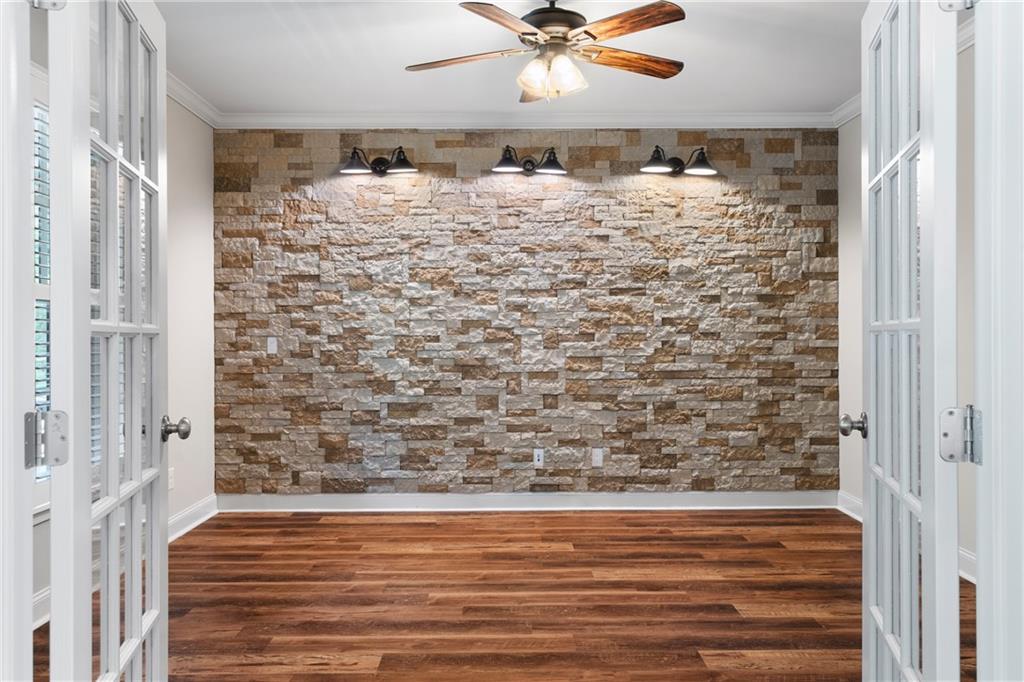 309 Peninsula Point
