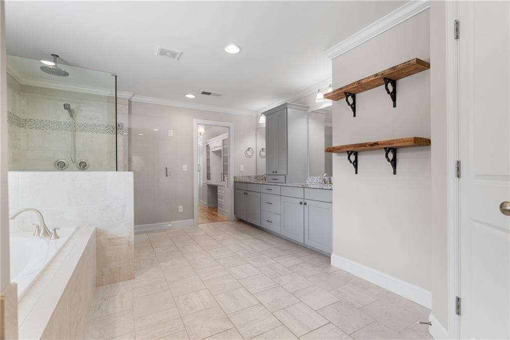 309 Peninsula Point