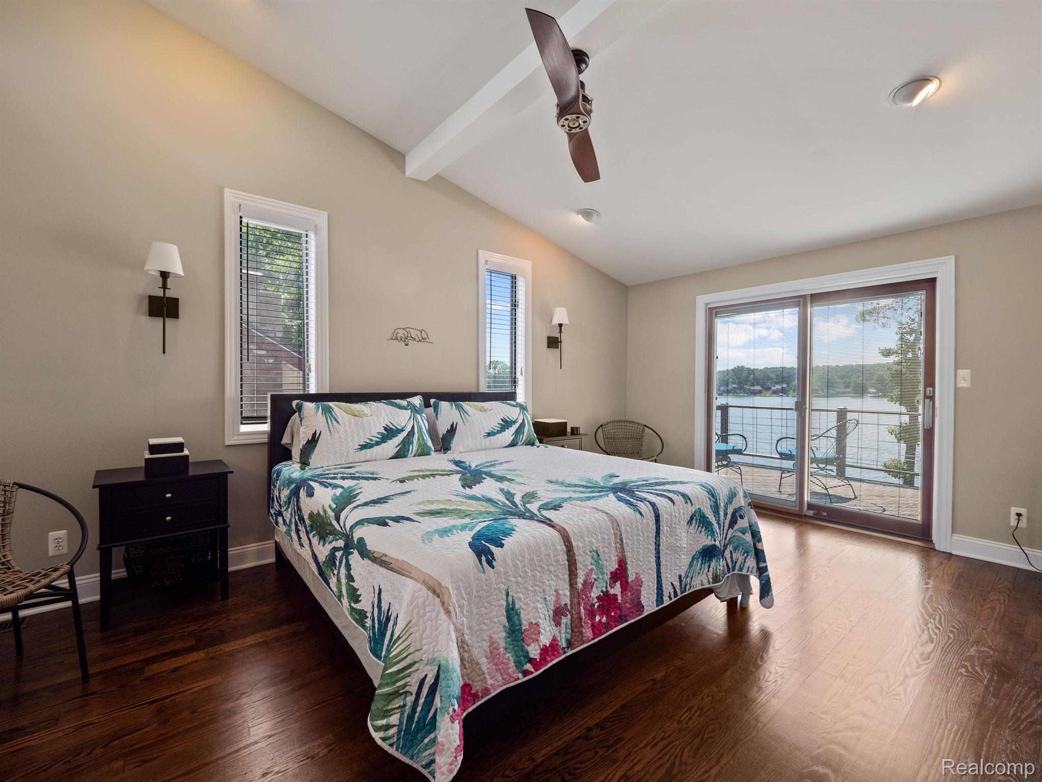 3225 WHITFIELD CRT