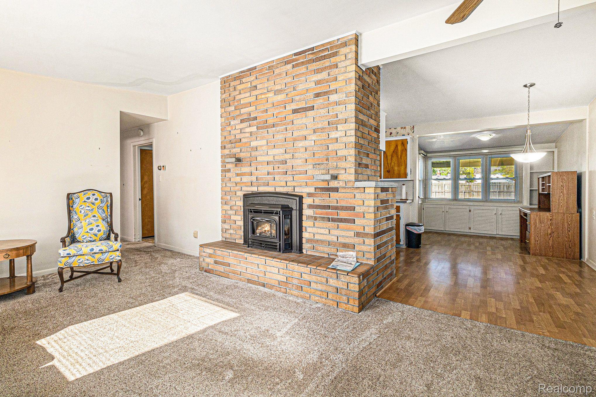 120 REDRUTH AVE