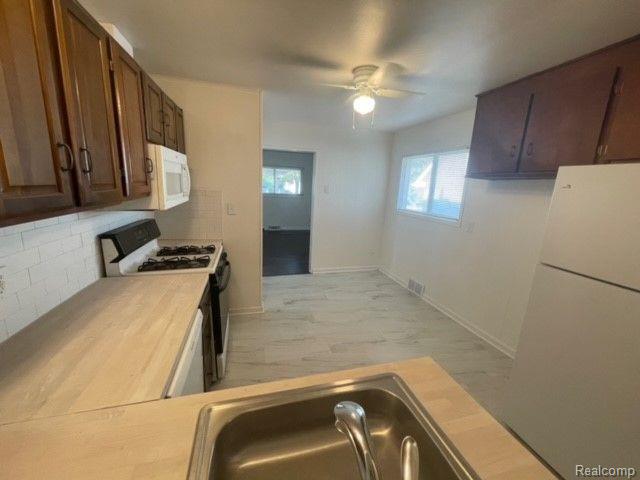 33 W STRATHMORE AVE