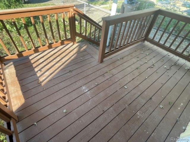 33 W STRATHMORE AVE