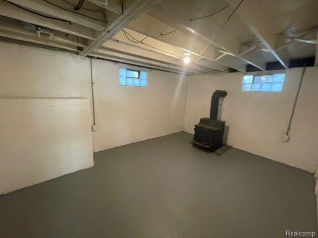 33 W STRATHMORE AVE