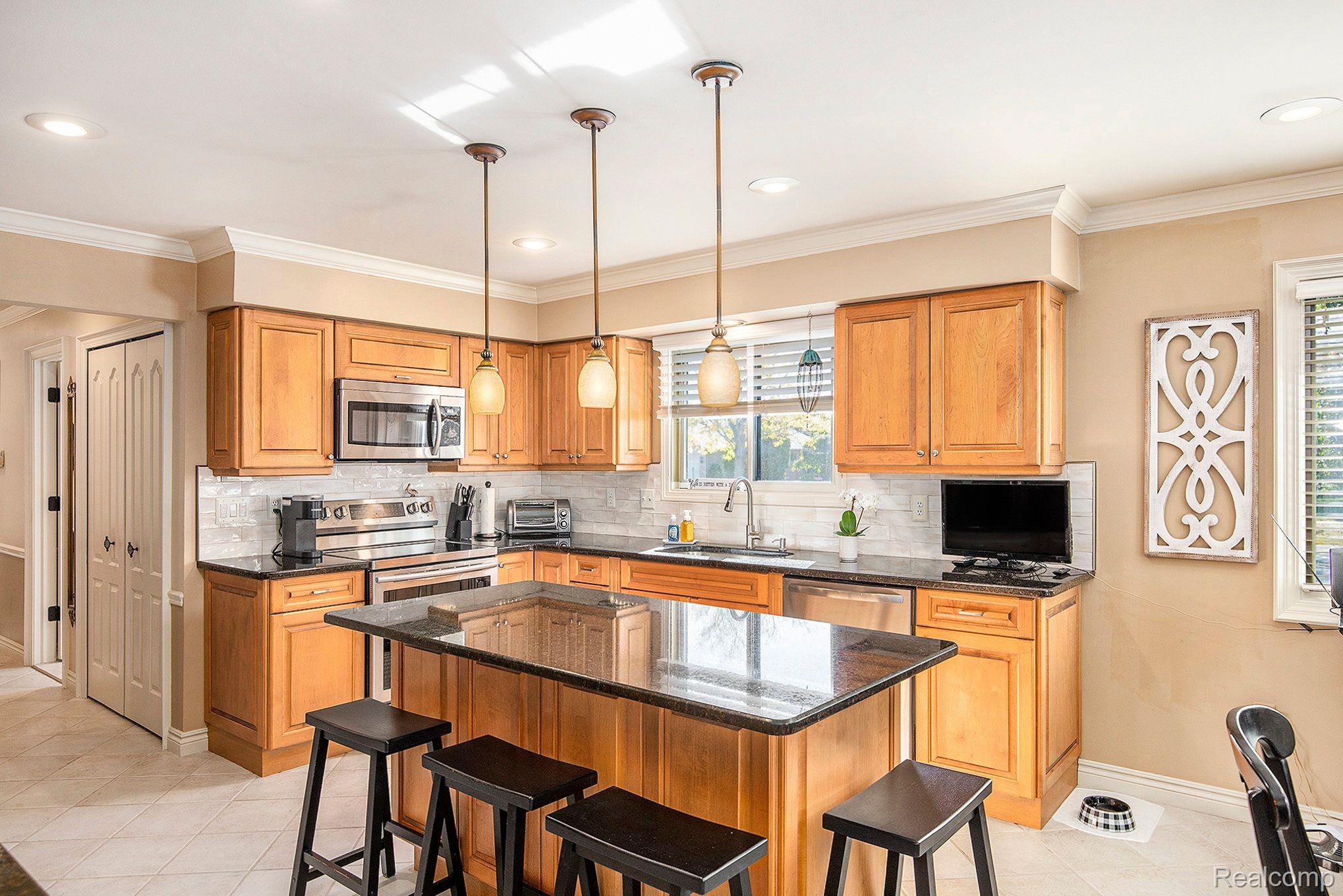 54117 VERONA PARK DR