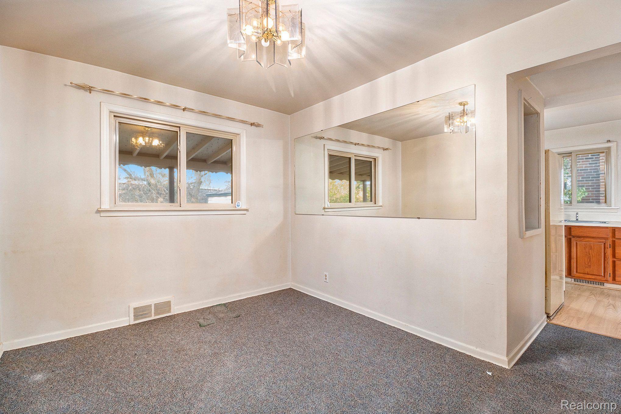 2903 MAPLEWOOD AVE
