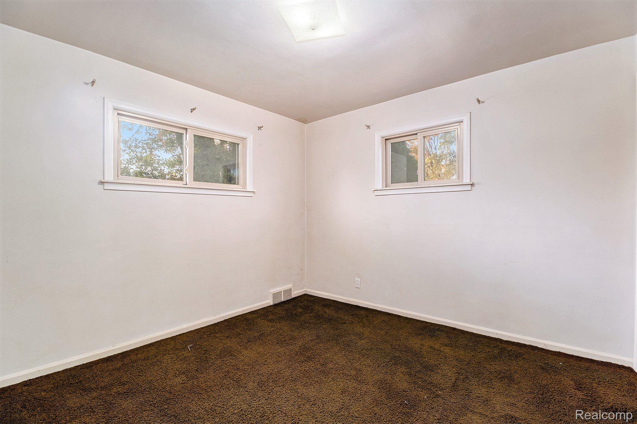 2903 MAPLEWOOD AVE