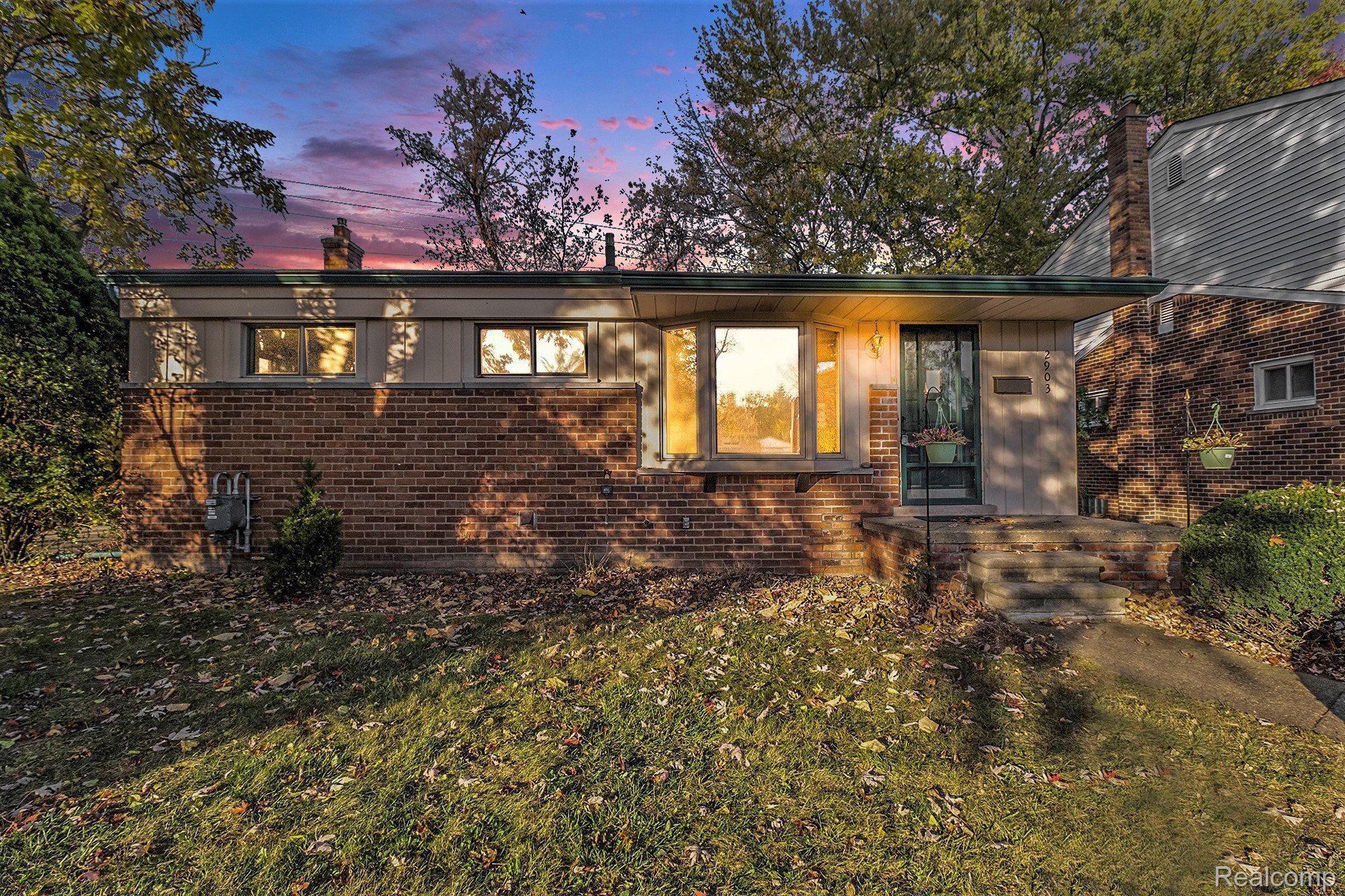 2903 MAPLEWOOD AVE