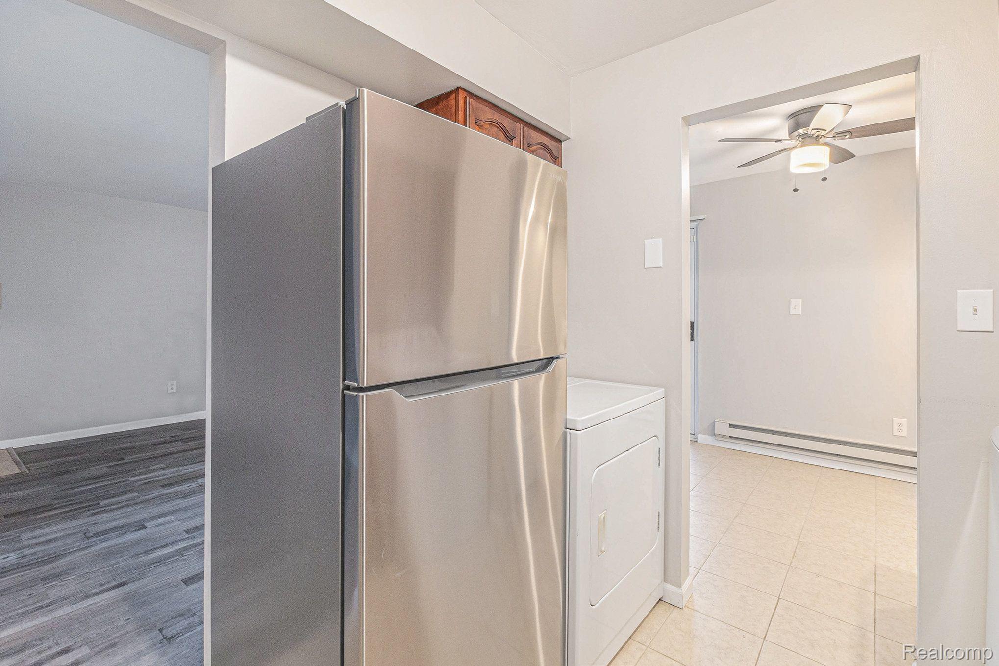 1834 COLONIAL VILLAGE WAY 2