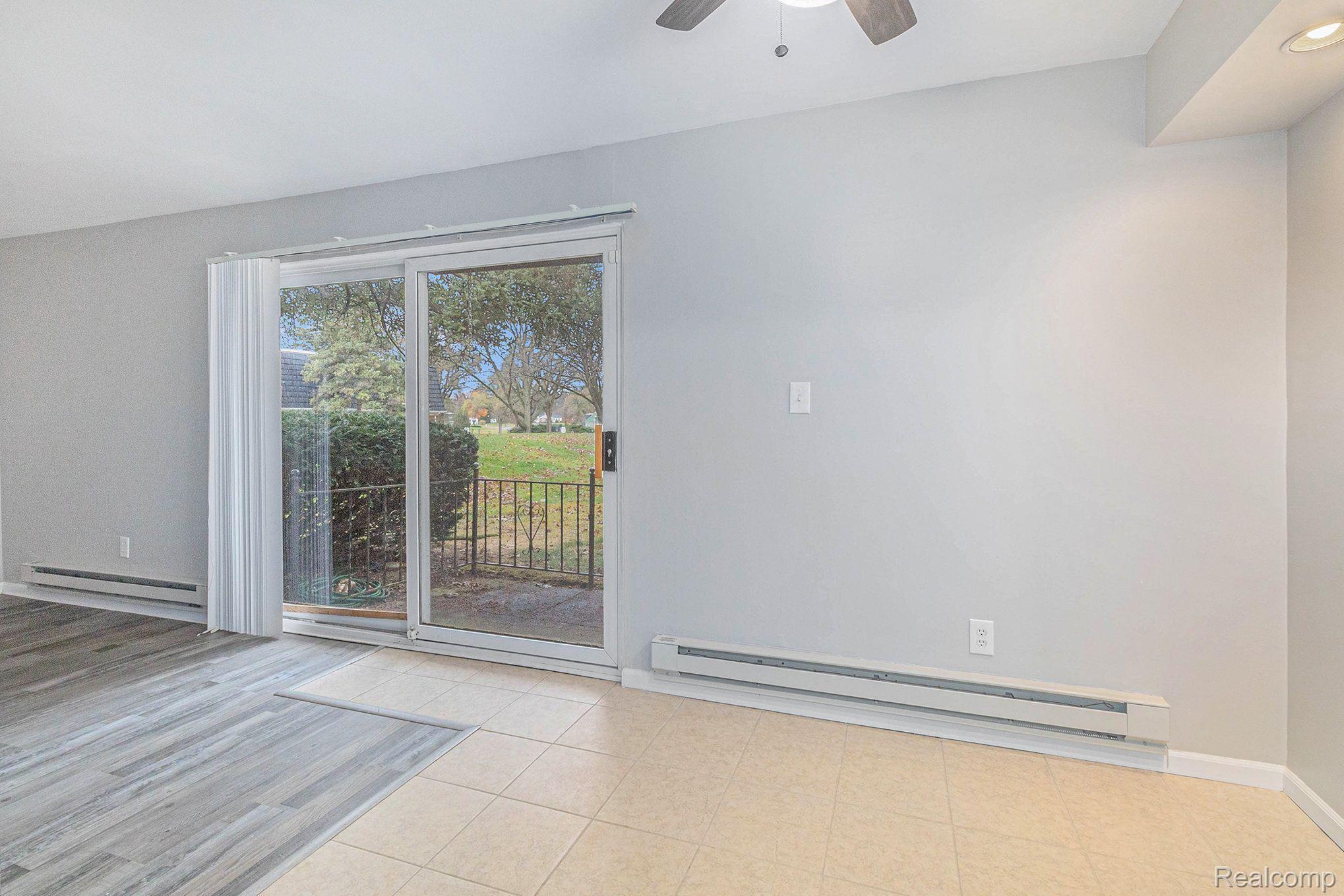 1834 COLONIAL VILLAGE WAY 2