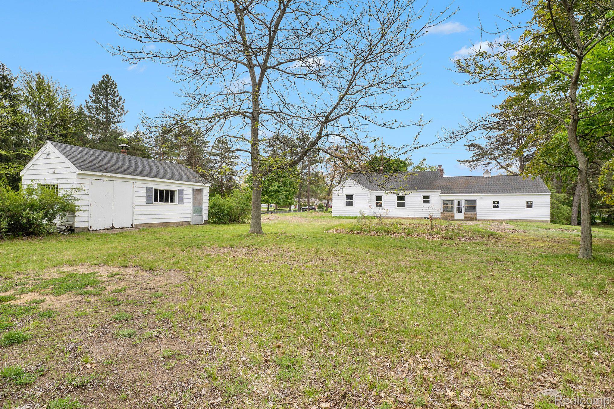 3701 CLINTONVILLE RD