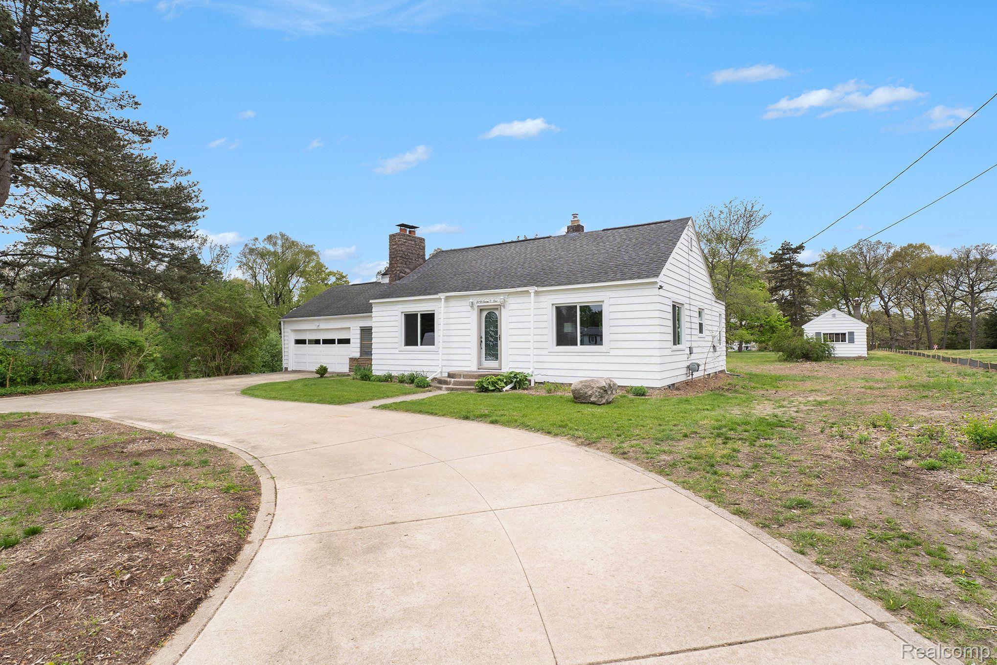 3701 CLINTONVILLE RD