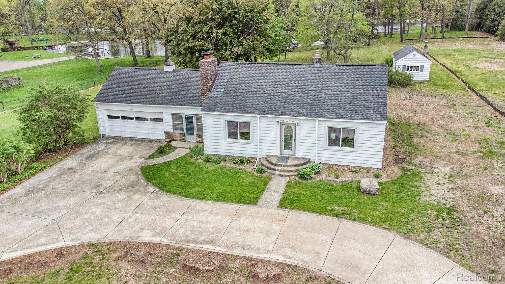 3701 CLINTONVILLE RD