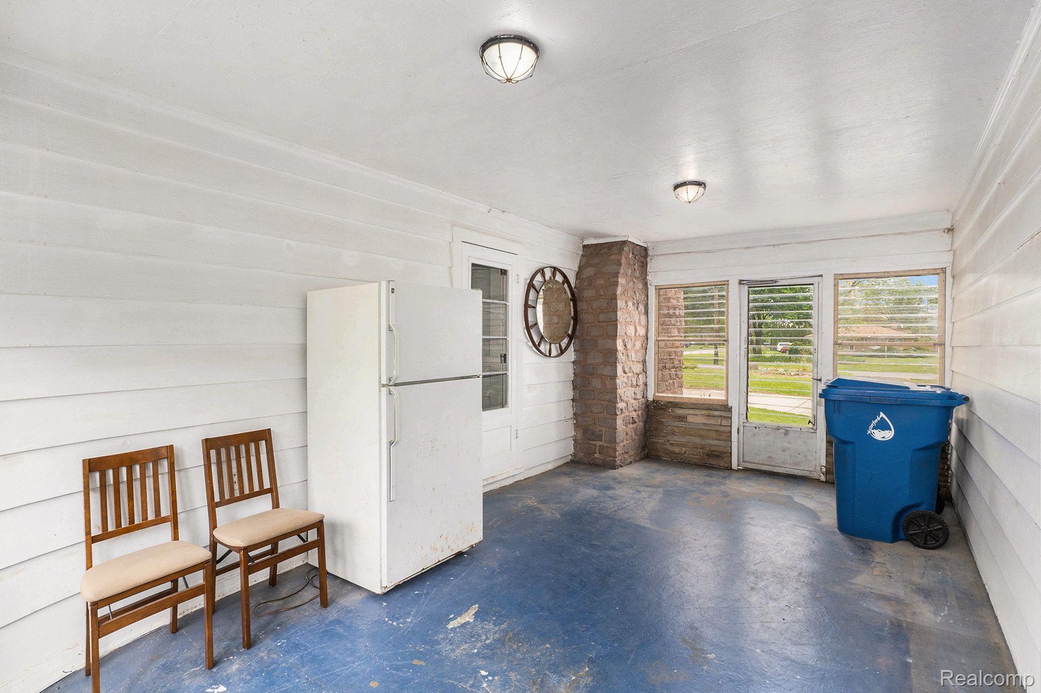 3701 CLINTONVILLE RD