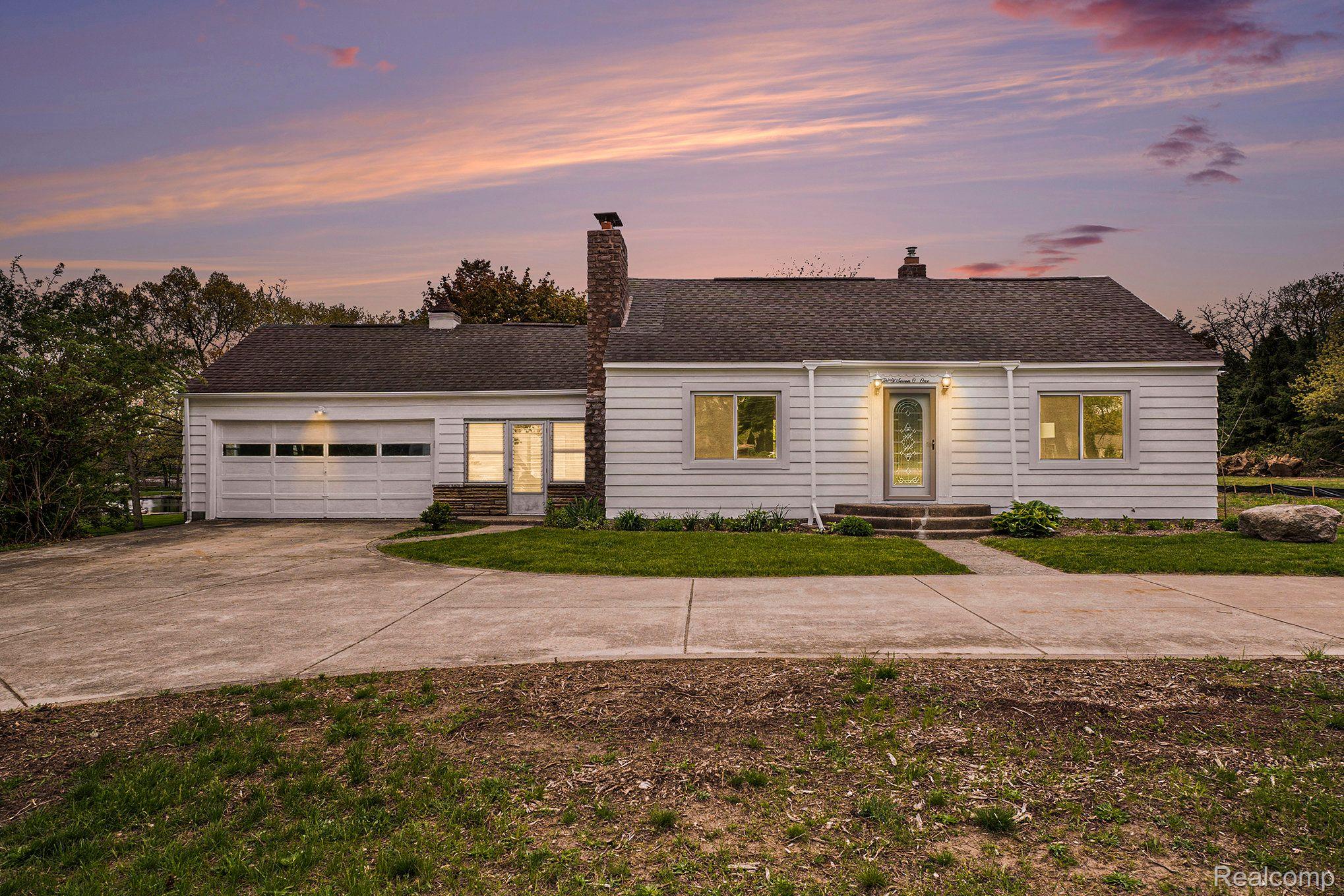 3701 CLINTONVILLE RD